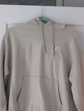 Champion Beige Pullover Hoodie with Small Logo